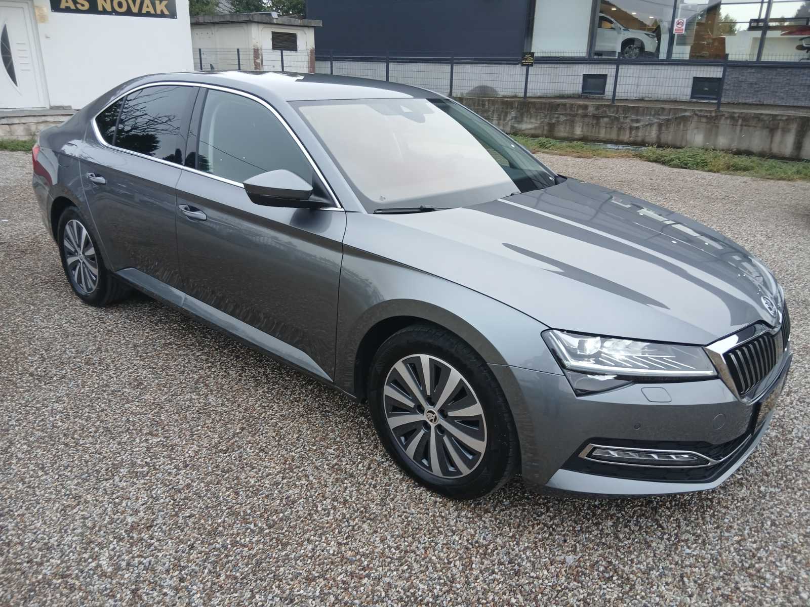 Škoda Superb 2023 – 2.0 TDI Automatik
